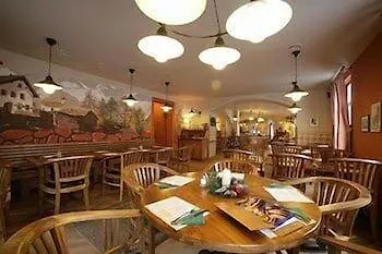 Pizzeria Belmonte Шпіндлерув-Млин