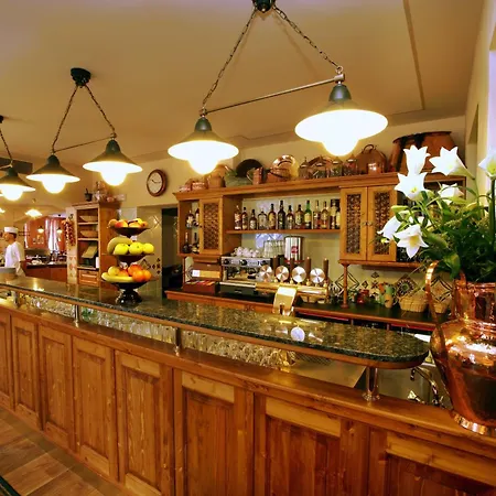ホテル Pizzeria Belmonte